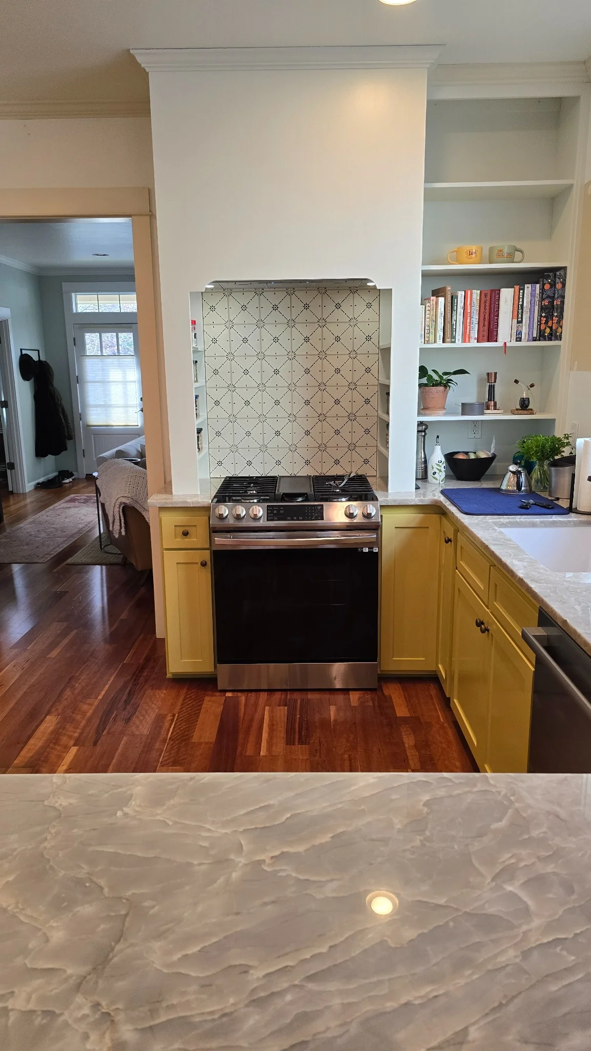 Finished designer-planned kitchen remodel in Ashland, Oregon
