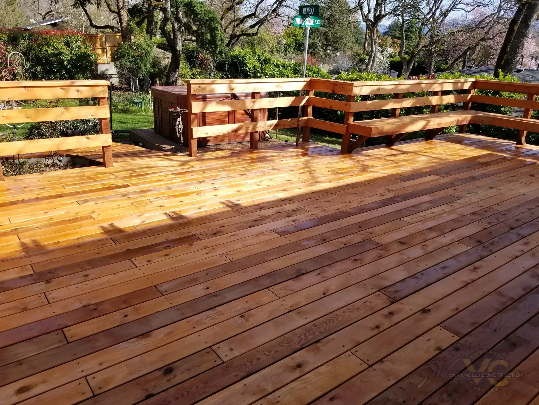 Cedar deck and railing by Varanelli Construction