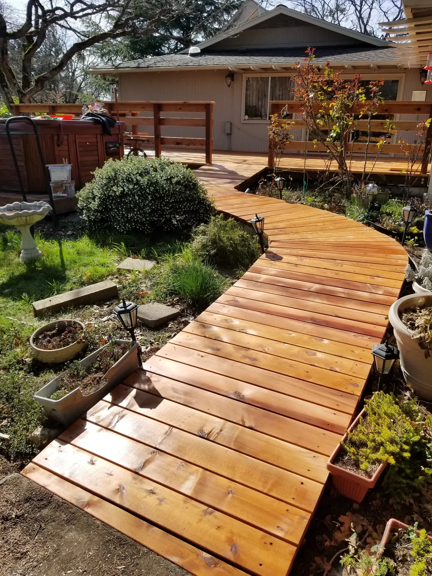Wood deck walkway by Varanelli Construction